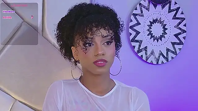 Nahomi King online show from February 12, 1:06 pm