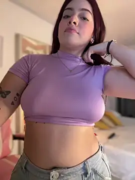 Chloee Evans1 online show from January 6, 7:13 pm