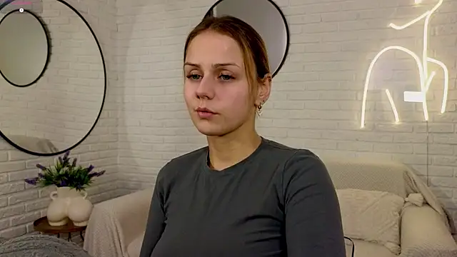 Snapshot of Wendy_D0ll chatting on January 31, 9:02 pm Wendy D0ll online show from January 31, 9:02 pm