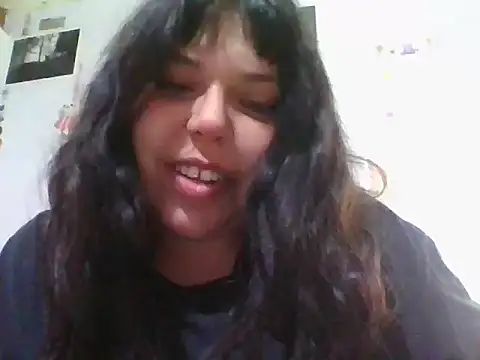 Snapshot of scarletttlove chatting on June 27, 1:43 am scarletttlove online show from June 27, 1:43 am
