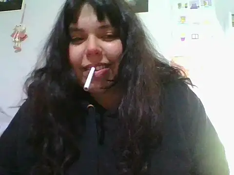 Snapshot of scarletttlove chatting on July 5, 1:56 am scarletttlove online show from July 5, 1:56 am