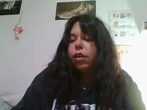 Snapshot of scarletttlove chatting on July 16, 1:22 am scarletttlove online show from July 16, 1:22 am