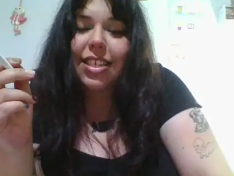 Snapshot of scarletttlove chatting on July 18, 1:10 am scarletttlove online show from July 18, 1:10 am