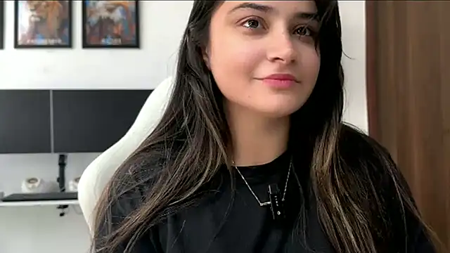 Snapshot of demieliss chatting on May 22, 8:42 am demieliss online show from May 22, 8:42 am
