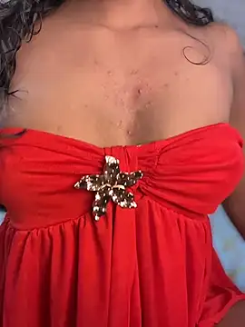 Snapshot of Goddess_sneha chatting on June 18, 7:29 pm Goddess sneha online show from June 18, 7:29 pm
