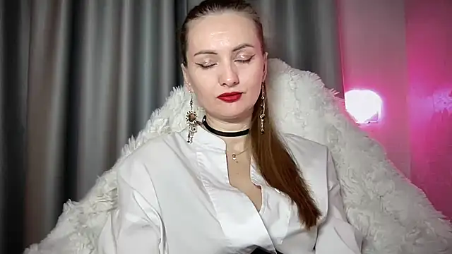 Snapshot of Viola_sweet chatting on October 19, 11:27 pm Viola sweet online show from October 19, 11:27 pm