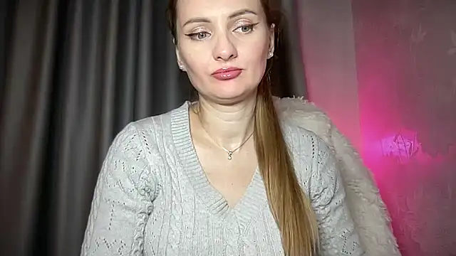 Snapshot of Viola_sweet chatting on November 6, 12:22 am Viola sweet online show from November 6, 12:22 am