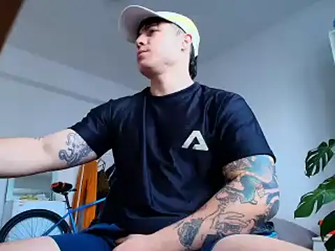 Snapshot of juandking chatting on December 2, 8:52 am juandking online show from December 2, 8:52 am