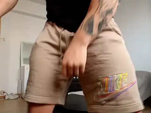 Snapshot of juandking chatting on December 9, 10:11 am juandking online show from December 9, 10:11 am