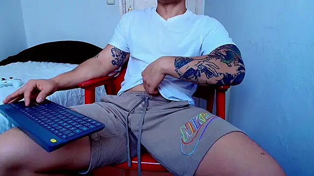 juandking online show from November 19, 9:09 am