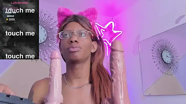 Snapshot of Tiffany_Valentine15 chatting on October 8, 12:25 pm Tiffany Valentine15 online show from October 8, 12:25 pm