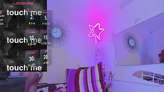 Snapshot of Tiffany_Valentine15 chatting on October 14, 1:23 pm Tiffany Valentine15 online show from October 14, 1:23 pm