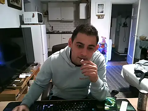 mihaimichael online show from October 9, 9:13 pm