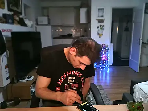 mihaimichael online show from November 29, 2:58 am