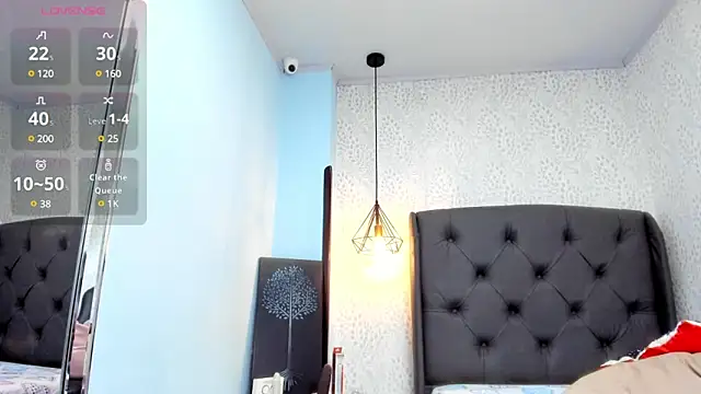 mileyerikson online show from December 18, 3:44 pm