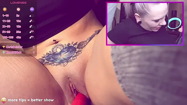 Snapshot of nora_the_strange chatting on December 22, 3:44 pm nora the strange online show from December 22, 3:44 pm