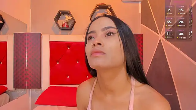 Snapshot of Karoll014 chatting on October 25, 12:02 pm Karoll014 online show from October 25, 12:02 pm