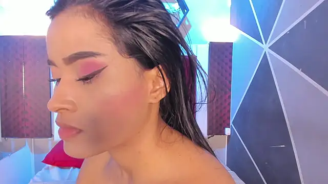 Karoll014 online show from April 16, 11:55 am