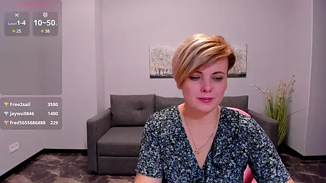 Snapshot of Julia_Wilsone chatting on March 12, 4:24 pm Julia Wilsone online show from March 12, 4:24 pm