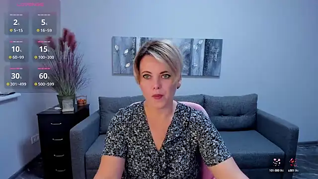 Snapshot of Julia_Wilsone chatting on October 4, 5:16 am Julia Wilsone online show from October 4, 5:16 am