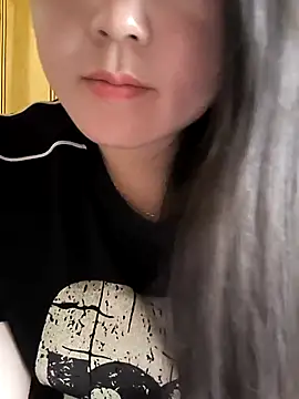 Snapshot of Sweetlove_77 chatting on October 11, 3:17 am Sweetlove 77 online show from October 11, 3:17 am