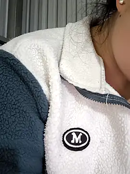 Snapshot of Sweetlove_77 chatting on October 25, 2:08 am Sweetlove 77 online show from October 25, 2:08 am