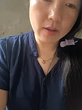 Snapshot of Sweetlove_77 chatting on October 29, 2:25 am Sweetlove 77 online show from October 29, 2:25 am