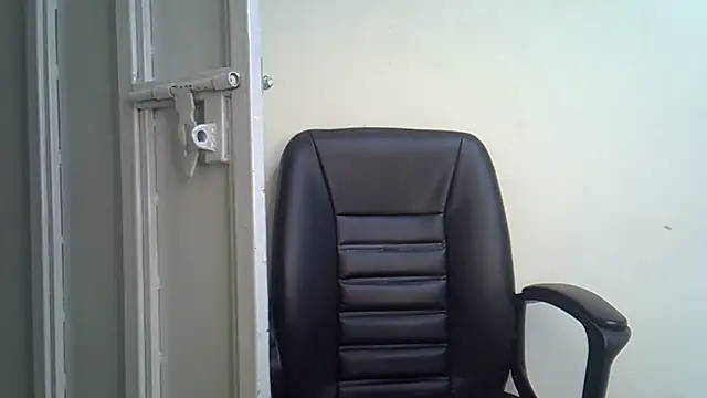 Snapshot of jeyberrie chatting on June 1, 8:54 pm jeyberrie online show from June 1, 8:54 pm