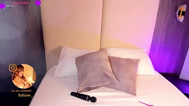 nicky peyton online show from April 21, 3:13 am