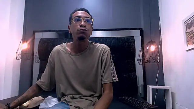 Jose Smoke online show from October 22, 3:07 am