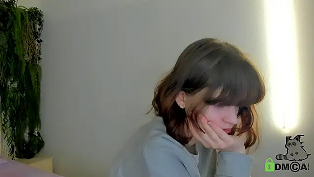 Alina Mills online show from November 12, 7:42 am