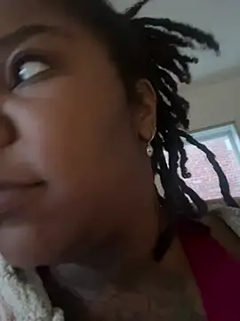 Snapshot of Goddess_Nafeesha chatting on February 18, 10:17 pm Goddess Nafeesha online show from February 18, 10:17 pm