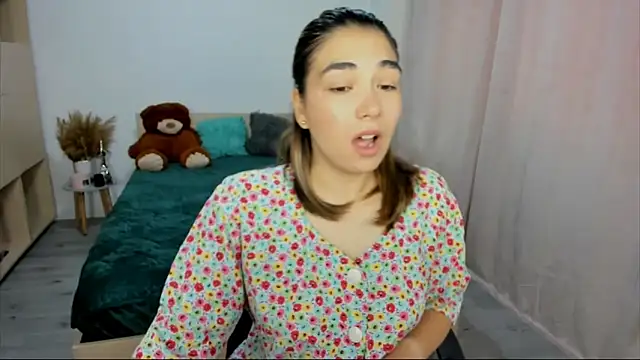 Alexa Dolly12 online show from September 13, 5:40 am