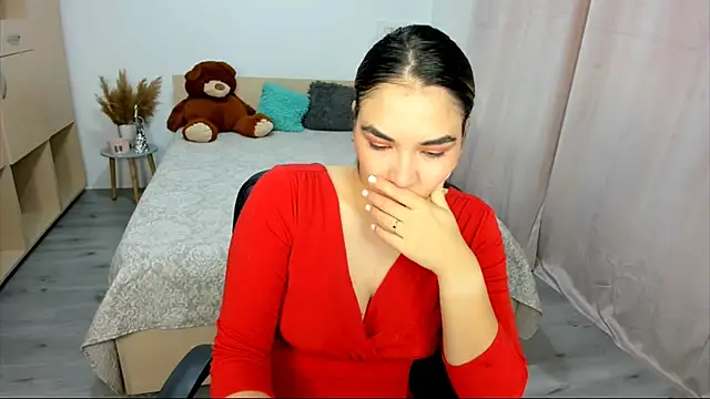 Alexa Dolly12 online show from October 3, 5:48 am