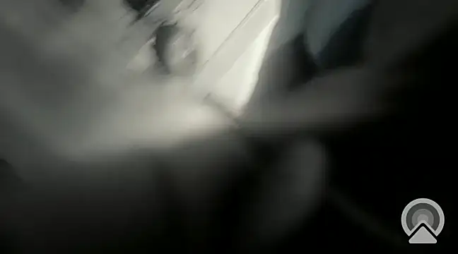 Snapshot of freakzmexx chatting on December 14, 7:51 am freakzmexx online show from December 14, 7:51 am