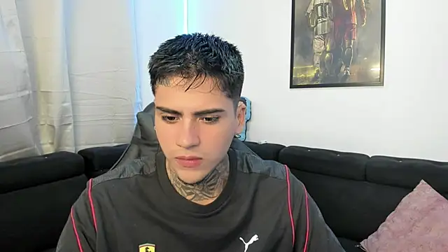 Snapshot of mad_maxxx2 chatting on February 6, 11:48 pm mad maxxx2 online show from February 6, 11:48 pm