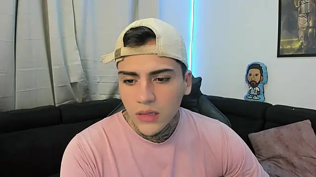 Snapshot of mad_maxxx2 chatting on February 14, 11:42 pm mad maxxx2 online show from February 14, 11:42 pm