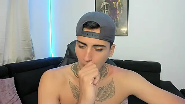 Snapshot of mad_maxxx2 chatting on February 16, 1:38 pm mad maxxx2 online show from February 16, 1:38 pm