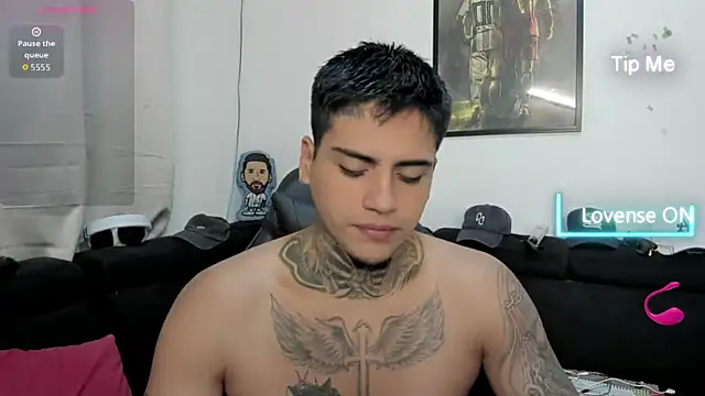 Snapshot of mad_maxxx2 chatting on November 13, 10:36 am mad maxxx2 online show from November 13, 10:36 am