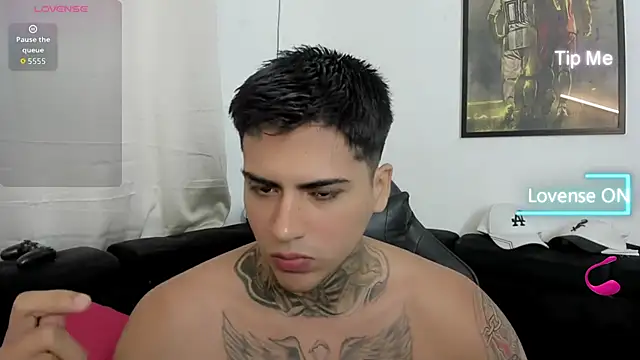 Snapshot of mad_maxxx2 chatting on November 29, 1:36 pm mad maxxx2 online show from November 29, 1:36 pm