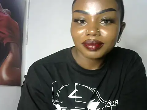 juicyblaqebony online show from October 4, 10:35 am