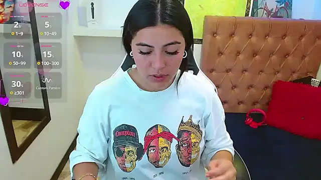  luna torres online show from November 28, 1:25 pm