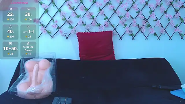 tiffany gomez9 online show from October 19, 2:40 pm