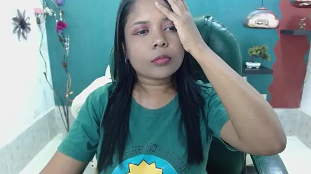 Melikasweetz online show from December 29, 5:22 pm