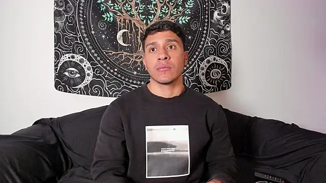 JayMarcos  online show from October 14, 3:07 am