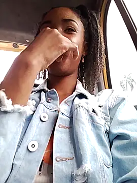 AbbyTomson online show from October 29, 4:09 pm