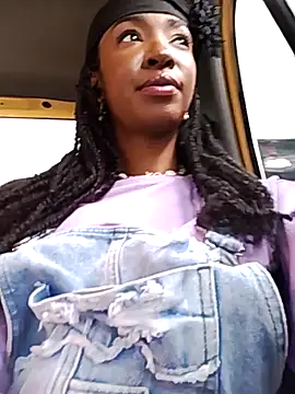 AbbyTomson online show from October 30, 3:57 pm