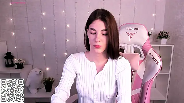 toooyour online show from February 10, 11:53 pm