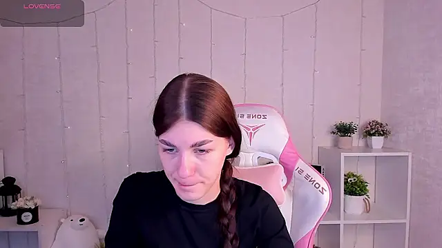 toooyour online show from February 24, 11:58 pm