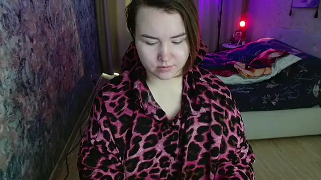 Snapshot of Jenny_Fox chatting on February 20, 5:04 am Jenny Fox online show from February 20, 5:04 am